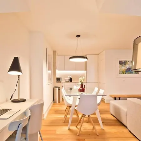 Penthouse With River View - Baixa Alfama Lisbon